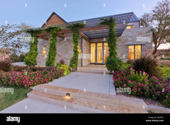 Energy Efficient Home Exterior Stock Photo - Alamy Energy Efficient Home Exterior Stock Photo - Alamy