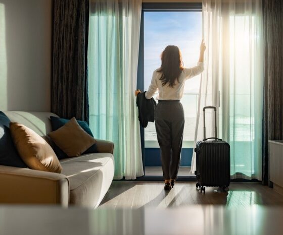 TIPS FOR STRESS-FREE BUSINESS TRAVEL