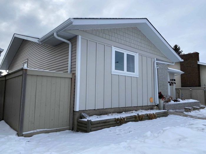 Hardie Cobblestone Renovation — Blue Jay Exterior Renovations